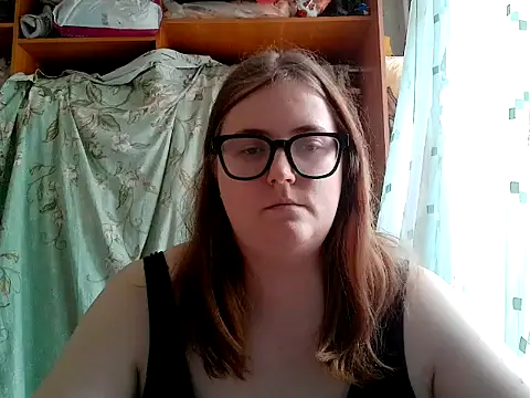 Snapshot of DesireMelissa chatting on June 18, 2026, 8:57 am DesireMelissa online show from June 18, 2026, 8:57 am