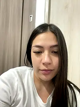 Snapshot of Latina_vanessa chatting on November 20, 2025, 11:25 pm Latina vanessa online show from November 20, 2025, 11:25 pm