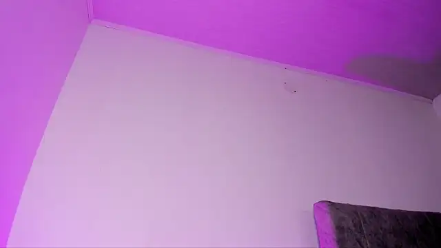 Leticia brownn1 online show from April 13, 2026, 8:13 pm