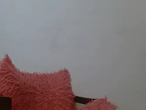 Snapshot of Larry-n-clouds chatting on March 3, 2026, 4:58 pm Larry-n-clouds online show from March 3, 2026, 4:58 pm