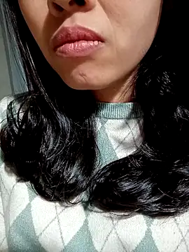 Snapshot of Hana_love20 chatting on November 27, 2025, 5:19 am Hana love20 online show from November 27, 2025, 5:19 am