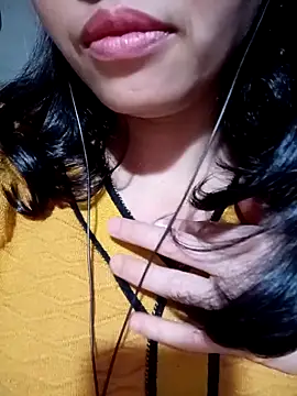 Snapshot of Hana_love20 chatting on December 2, 2025, 2:19 pm Hana love20 online show from December 2, 2025, 2:19 pm