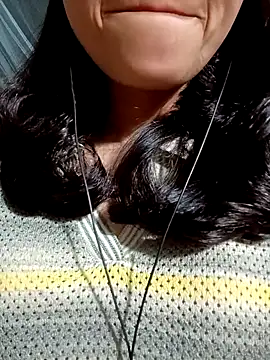 Snapshot of Hana_love20 chatting on October 29, 2025, 5:06 am Hana love20 online show from October 29, 2025, 5:06 am