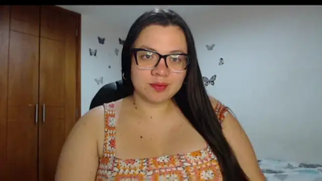 Sarahros1 online show from January 16, 2026, 11:42 pm