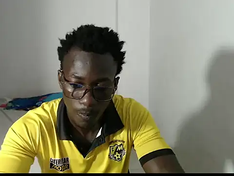 Snapshot of _Lowmaypalacios chatting on April 13, 2026, 6:12 pm Lowmaypalacios online show from April 13, 2026, 6:12 pm