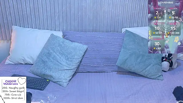 Eli666uwu online show from March 8, 2026, 2:04 am