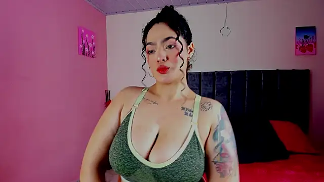 Snapshot of KayllaEvanss_ chatting on December 14, 2024, 3:15 pm KayllaEvanss online show from December 14, 2024, 3:15 pm