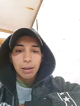 Snapshot of X_xtomas_x chatting on November 23, 2025, 1:59 am X xtomas x online show from November 23, 2025, 1:59 am