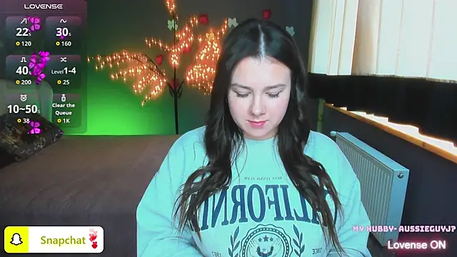 AnettaMilder online show from March 22, 2026, 1:01 pm