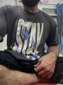 Snapshot of mrtoy121 chatting on October 10, 2025, 7:36 pm mrtoy121 online show from October 10, 2025, 7:36 pm