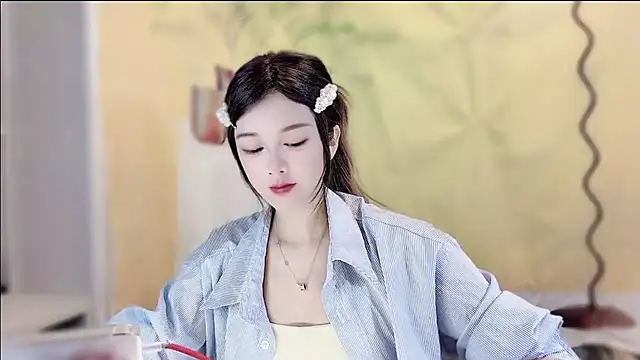 Snapshot of VIWVI chatting on November 24, 2025, 5:07 am VIWVI online show from November 24, 2025, 5:07 am