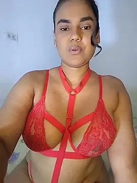 AntonellaShot online show from June 14, 2026, 5:14 pm