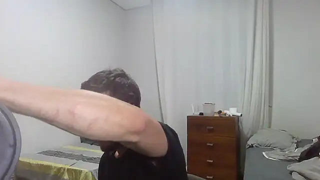 Snapshot of prorafadodoce chatting on October 28, 2025, 7:51 am prorafadodoce online show from October 28, 2025, 7:51 am