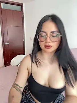 montmariana online show from March 5, 2026, 2:46 pm