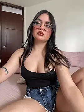 montmariana online show from June 25, 2026, 5:07 pm