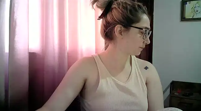 Snapshot of katy_pp chatting on January 10, 2025, 4:41 pm katy pp online show from January 10, 2025, 4:41 pm