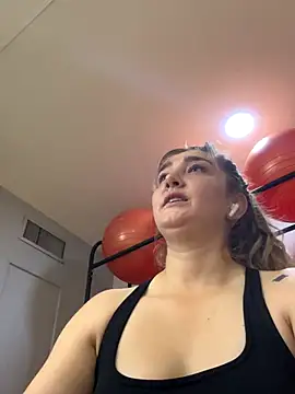 Snapshot of katy_pp chatting on November 2, 2025, 4:56 pm katy pp online show from November 2, 2025, 4:56 pm