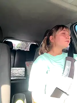 Snapshot of katy_pp chatting on November 10, 2025, 2:22 pm katy pp online show from November 10, 2025, 2:22 pm