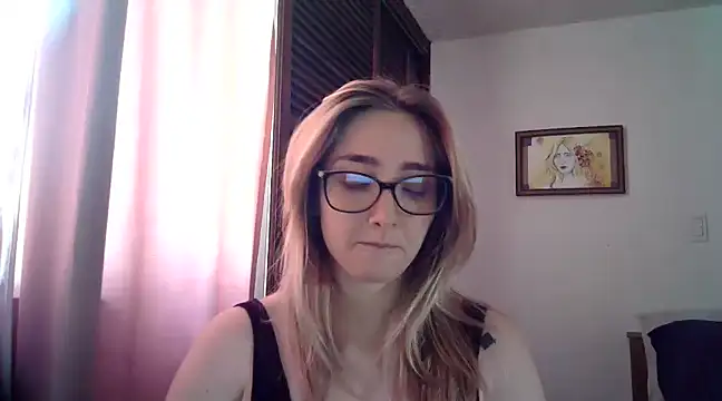 Snapshot of katy_pp chatting on January 17, 2025, 4:04 pm katy pp online show from January 17, 2025, 4:04 pm