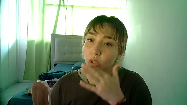 Snapshot of katy_pp chatting on October 28, 2025, 8:52 pm katy pp online show from October 28, 2025, 8:52 pm