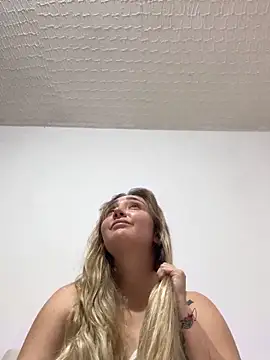 Snapshot of katy_pp chatting on November 2, 2025, 4:17 am katy pp online show from November 2, 2025, 4:17 am