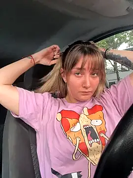 Snapshot of katy_pp chatting on November 4, 2025, 4:55 pm katy pp online show from November 4, 2025, 4:55 pm