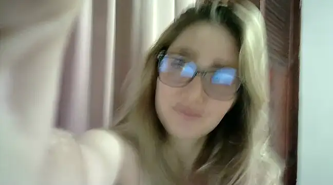 Snapshot of katy_pp chatting on January 10, 2025, 3:18 am katy pp online show from January 10, 2025, 3:18 am