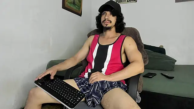 Snapshot of TristanWoods chatting on November 15, 2025, 11:03 am TristanWoods online show from November 15, 2025, 11:03 am