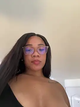 Snapshot of ashley_Tompson1 chatting on April 28, 2026, 4:00 pm ashley Tompson1 online show from April 28, 2026, 4:00 pm