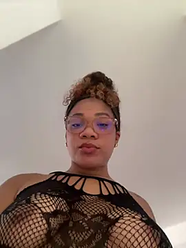 Snapshot of ashley_Tompson1 chatting on April 17, 2026, 1:36 pm ashley Tompson1 online show from April 17, 2026, 1:36 pm