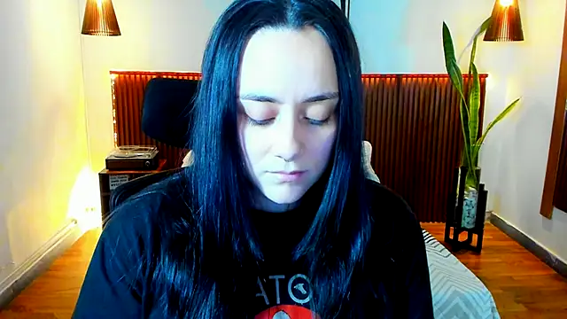 KatherineBond online show from November 29, 2025, 6:41 pm