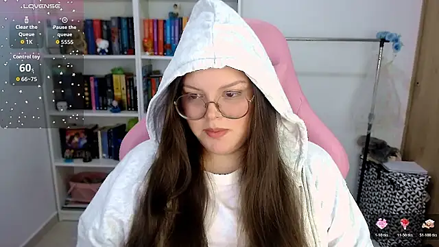 Snapshot of Gabiwaifu chatting on October 24, 2025, 11:37 pm Gabiwaifu online show from October 24, 2025, 11:37 pm