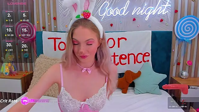 Snapshot of Emilly_Hart chatting on October 26, 2025, 5:30 am Emilly Hart online show from October 26, 2025, 5:30 am