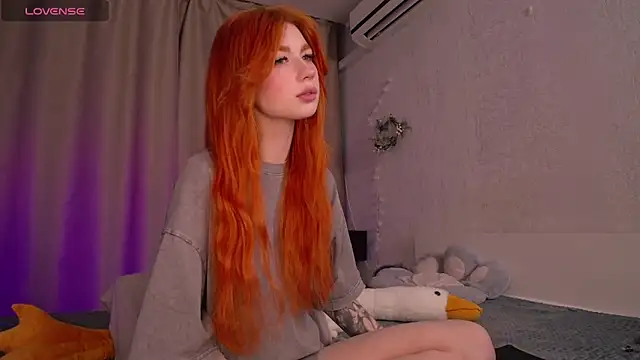 Snapshot of Evaa_Moonn_ chatting on January 22, 2025, 8:18 am Evaa Moonn  online show from January 22, 2025, 8:18 am