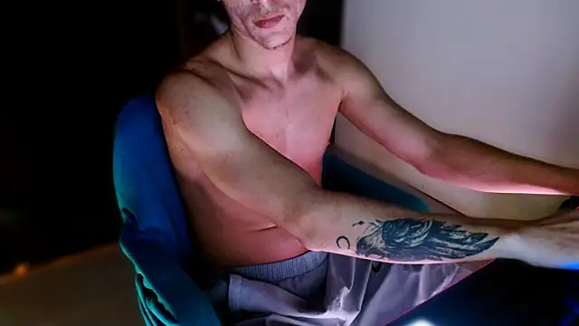 Snapshot of deividcloud36 chatting on November 1, 2025, 5:47 am deividcloud36 online show from November 1, 2025, 5:47 am