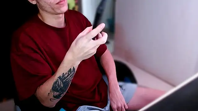 Snapshot of deividcloud36 chatting on November 9, 2025, 9:19 pm deividcloud36 online show from November 9, 2025, 9:19 pm