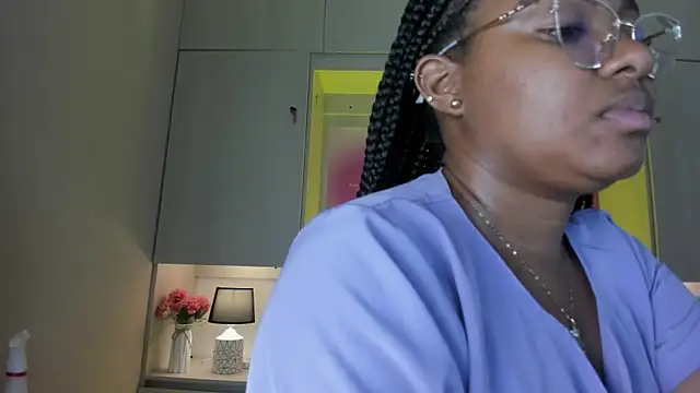 tamaraa smiith online show from March 25, 2026, 7:46 pm