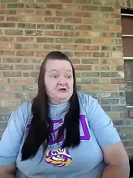 Snapshot of Bayou_Woman68 chatting on October 31, 2025, 7:32 pm Bayou Woman68 online show from October 31, 2025, 7:32 pm