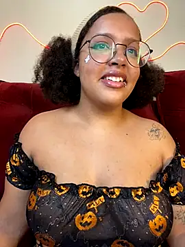 Snapshot of 99_Lilith chatting on October 30, 2025, 1:04 am 99 Lilith online show from October 30, 2025, 1:04 am