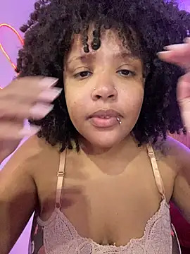 Snapshot of 99_Lilith chatting on February 20, 2026, 1:24 am 99 Lilith online show from February 20, 2026, 1:24 am