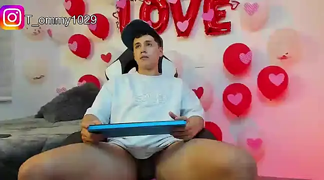 Snapshot of Tommy_Jos chatting on February 16, 2025, 7:37 am Tommy Jos online show from February 16, 2025, 7:37 am