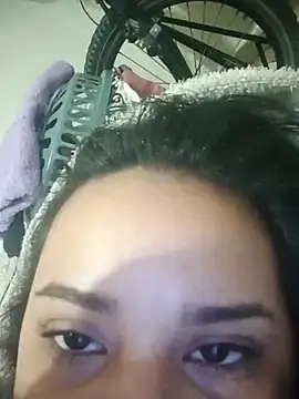  Miaaleon online show from January 17, 2026, 10:19 am