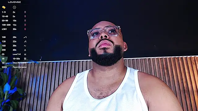 Snapshot of DilanJonnes_ chatting on March 9, 2025, 11:56 pm DilanJonnes online show from March 9, 2025, 11:56 pm