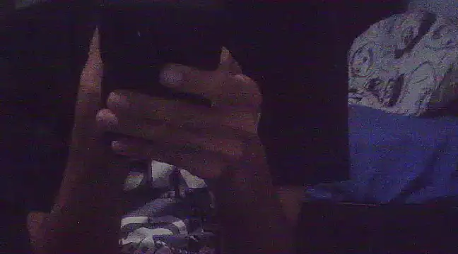 Snapshot of Skinnynerd chatting on December 3, 2024, 7:50 pm Skinnynerd online show from December 3, 2024, 7:50 pm