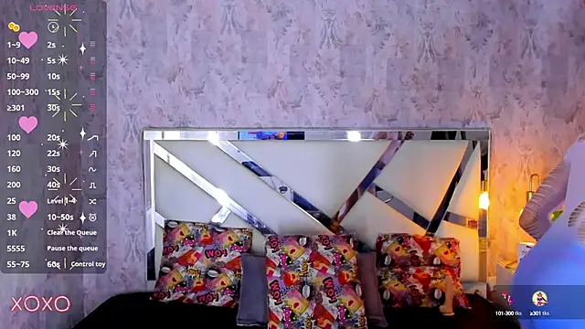 Snapshot of dominic_thailor chatting on October 16, 2025, 1:52 pm dominic thailor online show from October 16, 2025, 1:52 pm