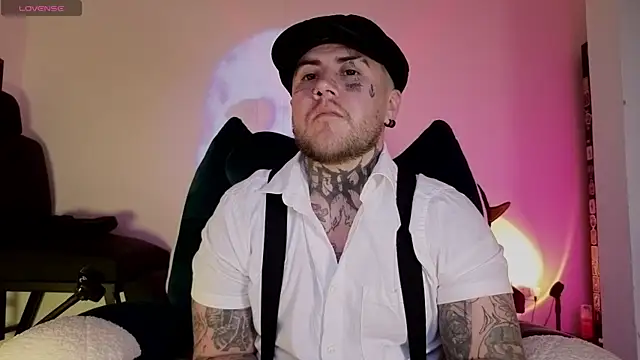 Snapshot of Ash_gusbig chatting on November 12, 2025, 3:21 am Ash gusbig online show from November 12, 2025, 3:21 am