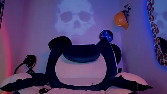 Snapshot of Ash_gusbig chatting on September 15, 2025, 3:51 am Ash gusbig online show from September 15, 2025, 3:51 am