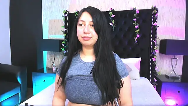 Snapshot of AshleeyPrincess chatting on November 23, 2025, 2:16 pm AshleeyPrincess online show from November 23, 2025, 2:16 pm