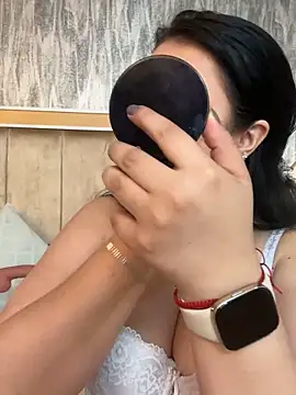 Snapshot of AshleeyPrincess chatting on October 10, 2025, 12:39 pm AshleeyPrincess online show from October 10, 2025, 12:39 pm