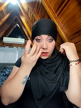 AmbarBurhan online show from April 6, 2026, 3:46 pm